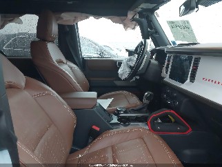 2023 Ford Bronco, VIN 1FMEE4GPXPLA70028. Фото 5 з 6 з аукціону IAAI. Каталог авто зі США OpenDataCar.