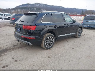 2018 Audi Q7, VIN WA1VAAF73JD029929. Фото 4 из 6 с аукциона IAAI. Каталог авто из США OpenDataCar.