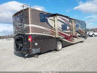 2014 Freightliner Chassis, VIN 4UZAB2DT7ECFW7258. Фото 4 з 6 з аукціону IAAI. Каталог авто зі США OpenDataCar.