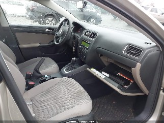 2013 Volkswagen Jetta, VIN 3VW2K7AJ4DM230787. Фото 5 з 6 з аукціону IAAI. Каталог авто зі США OpenDataCar.