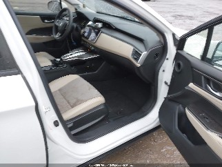 2021 Honda Clarity Plug In Hybrid, VIN JHMZC5F17MC001600. Фото 5 из 6 с аукциона IAAI. Каталог авто из США OpenDataCar.