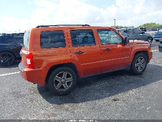 2009 Jeep Patriot, VIN 1J4FT28B09D159846. Фото 4 з 6 з аукціону IAAI. Каталог авто зі США OpenDataCar.