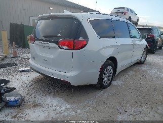 2019 Chrysler Pacifica, VIN 2C4RC1BG4KR625721. Photo 4 of 6 from IAAI auction. OpenDataCar US salvage catalog.