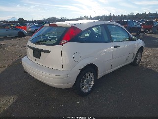 2007 Ford Focus, VIN 1FAHP31N47W151298. Фото 4 з 6 з аукціону IAAI. Каталог авто зі США OpenDataCar.