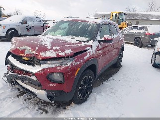2021 Chevrolet Trailblazer, VIN KL79MRSL5MB104627. Фото 2 з 6 з аукціону IAAI. Каталог авто зі США OpenDataCar.