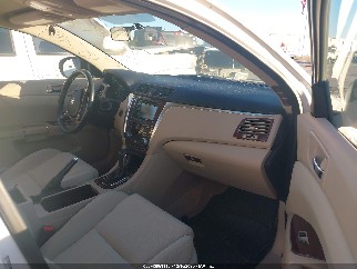 2012 Suzuki Kizashi, VIN JS2RE9A39C6100286. Фото 5 з 6 з аукціону IAAI. Каталог авто зі США OpenDataCar.