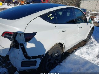 2022 Tesla Model Y, VIN 7SAYGDEE4NA010811. Фото 4 з 6 з аукціону IAAI. Каталог авто зі США OpenDataCar.