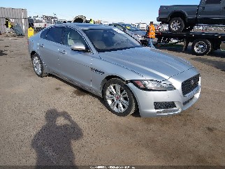 2016 Jaguar XF, VIN SAJBD4BV8GCY11133. Фото 1 из 6 с аукциона IAAI. Каталог авто из США OpenDataCar.