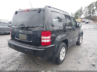 2010 Jeep Liberty, VIN 1J4PP2GK9AW160657. Фото 4 из 6 с аукциона IAAI. Каталог авто из США OpenDataCar.