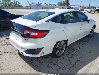 2019 Honda Clarity Plug In Hybrid, VIN JHMZC5F15KC004329. Фото 4 из 6 с аукциона IAAI. Каталог авто из США OpenDataCar.