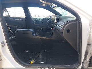 2020 Chrysler 300, VIN 2C3CCABG2LH158526. Фото 5 з 6 з аукціону IAAI. Каталог авто зі США OpenDataCar.