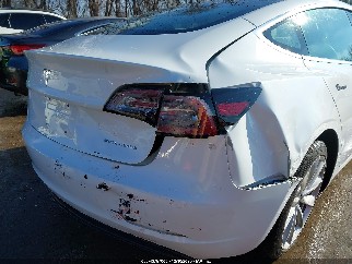 2018 Tesla Model 3, VIN 5YJ3E1EB2JF092472. Фото 6 з 6 з аукціону IAAI. Каталог авто зі США OpenDataCar.
