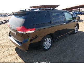 2013 Toyota Sienna, VIN 5TDYK3DC9DS284895. Фото 4 з 6 з аукціону IAAI. Каталог авто зі США OpenDataCar.