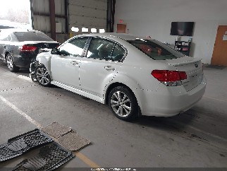 2014 Subaru Legacy, VIN 4S3BMCA60E3019753. Фото 3 з 6 з аукціону IAAI. Каталог авто зі США OpenDataCar.