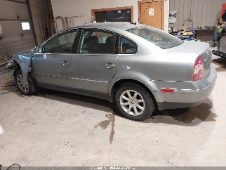 2004 Volkswagen Passat, VIN WVWPD63B94P195872. Zdjęcie 3 z 6 z aukcji IAAI. Katalog aut z USA OpenDataCar.
