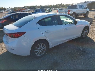 2018 Mazda 3, VIN 3MZBN1U7XJM208695. Фото 4 з 6 з аукціону IAAI. Каталог авто зі США OpenDataCar.