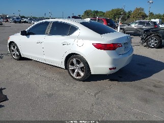 2014 Acura ILX, VIN 19VDE1F39EE014786. Photo 3 of 6 from IAAI auction. OpenDataCar US salvage catalog.