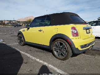 2009 Mini Cooper, VIN WMWMS33529TG88325. Zdjęcie 3 z 6 z aukcji IAAI. Katalog aut z USA OpenDataCar.