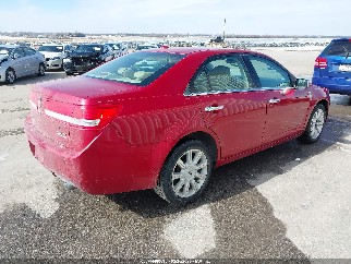 2010 Lincoln MKZ, VIN 3LNHL2GC1AR654671. Фото 4 з 6 з аукціону IAAI. Каталог авто зі США OpenDataCar.