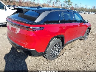 2025 Jeep Wagoneer, VIN 3C4RJNCKXST574433. Фото 4 з 6 з аукціону IAAI. Каталог авто зі США OpenDataCar.