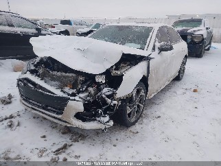 2022 Audi A4 Quattro, VIN WAUAAAF46NN007432. Фото 2 з 6 з аукціону IAAI. Каталог авто зі США OpenDataCar.