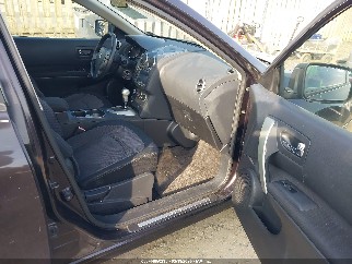 2011 Nissan Rogue, VIN JN8AS5MV3BW313534. Zdjęcie 5 z 6 z aukcji IAAI. Katalog aut z USA OpenDataCar.