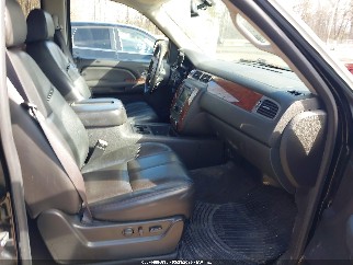 2009 Chevrolet Suburban 1500, VIN 1GNFK26339J125994. Фото 5 з 6 з аукціону IAAI. Каталог авто зі США OpenDataCar.