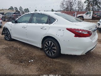 2018 Nissan Altima, VIN 1N4AL3APXJC197872. Фото 3 з 6 з аукціону IAAI. Каталог авто зі США OpenDataCar.