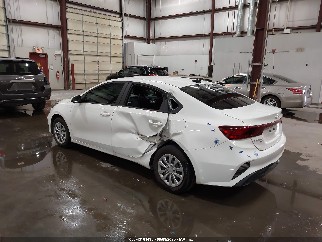 2024 Kia Forte, VIN 3KPF24AD0RE825408. Фото 3 з 6 з аукціону IAAI. Каталог авто зі США OpenDataCar.