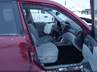 2013 Subaru Forester, VIN JF2SHACC0DH424834. Фото 5 з 6 з аукціону IAAI. Каталог авто зі США OpenDataCar.