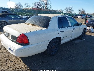 2011 Ford Crown Victoria, VIN 2FABP7BV2BX128269. Фото 4 з 6 з аукціону IAAI. Каталог авто зі США OpenDataCar.