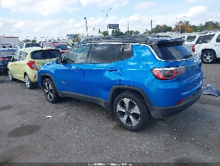 2018 Jeep Compass, VIN 3C4NJCBB9JT105868. Фото 3 з 6 з аукціону IAAI. Каталог авто зі США OpenDataCar.