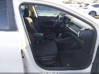 2019 Kia Forte, VIN 3KPF24AD8KE138683. Zdjęcie 5 z 6 z aukcji IAAI. Katalog aut z USA OpenDataCar.