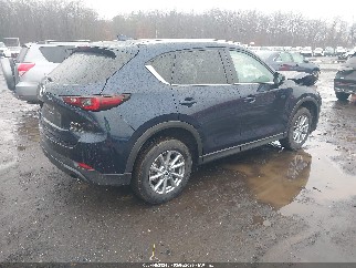 2022 Mazda CX-5, VIN JM3KFBCM4N0643015. Zdjęcie 4 z 6 z aukcji IAAI. Katalog aut z USA OpenDataCar.