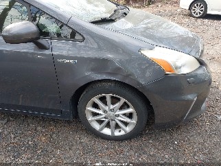 2013 Toyota Prius V, VIN JTDZN3EU1D3287570. Фото 6 з 6 з аукціону IAAI. Каталог авто зі США OpenDataCar.