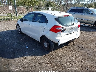 2012 Kia Rio, VIN KNADM5A33C6024013. Фото 3 з 6 з аукціону IAAI. Каталог авто зі США OpenDataCar.