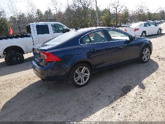 2014 Volvo S60, VIN YV1612FS6E1288727. Фото 4 из 6 с аукциона IAAI. Каталог авто из США OpenDataCar.