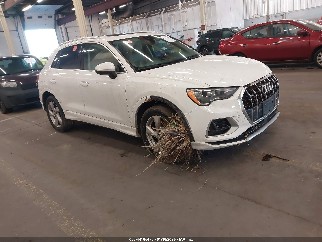 2020 Audi Q3, VIN WA1AECF30L1054223. Фото 1 з 6 з аукціону IAAI. Каталог авто зі США OpenDataCar.