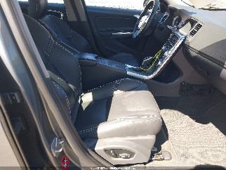 2018 Volvo S60, VIN YV140MTLXJ2453878. Фото 5 з 6 з аукціону IAAI. Каталог авто зі США OpenDataCar.