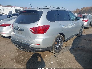 2017 Nissan Pathfinder, VIN 5N1DR2MNXHC697045. Фото 4 з 6 з аукціону IAAI. Каталог авто зі США OpenDataCar.