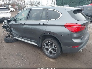 2019 Bmw X1, VIN WBXHT3C52K5L90899. Zdjęcie 3 z 6 z aukcji IAAI. Katalog aut z USA OpenDataCar.