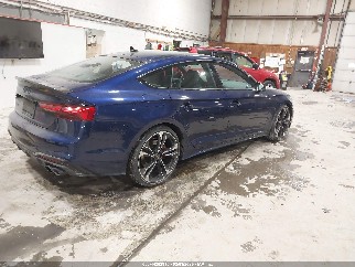 2024 Audi S5 Sportback, VIN WAUC4CF5XRA025224. Фото 4 з 6 з аукціону IAAI. Каталог авто зі США OpenDataCar.