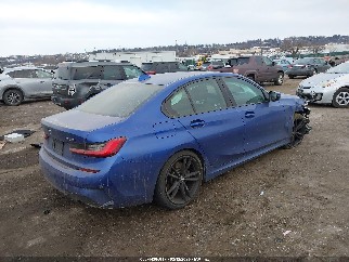 2021 Bmw 3 Series, VIN 3MW5R7J01M8C14751. Фото 4 з 6 з аукціону IAAI. Каталог авто зі США OpenDataCar.