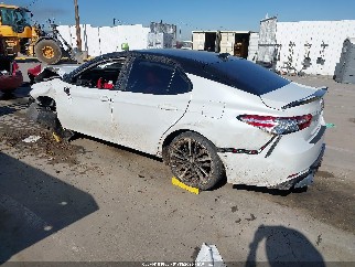 2020 Toyota Camry, VIN 4T1K61AK2LU395241. Фото 3 з 6 з аукціону IAAI. Каталог авто зі США OpenDataCar.