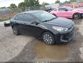 2020 Kia Rio, VIN 3KPA24AD7LE322279. Фото 1 из 6 с аукциона IAAI. Каталог авто из США OpenDataCar.