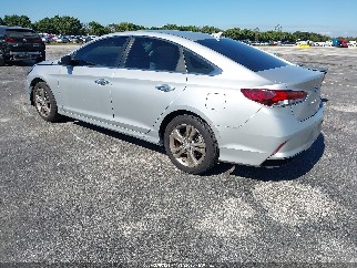 2019 Hyundai Sonata, VIN 5NPE34AFXKH820177. Фото 3 з 6 з аукціону IAAI. Каталог авто зі США OpenDataCar.