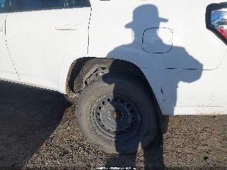 2017 Toyota 4Runner, VIN JTEZU5JR7H5148792. Фото 6 з 6 з аукціону IAAI. Каталог авто зі США OpenDataCar.