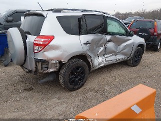 2011 Toyota RAV4, VIN 2T3ZF4DV2BW053980. Фото 4 з 6 з аукціону IAAI. Каталог авто зі США OpenDataCar.