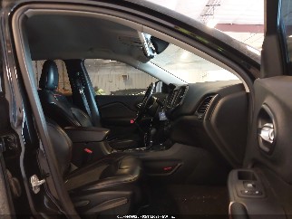 2020 Jeep Cherokee, VIN 1C4PJMBX9LD589933. Фото 5 з 6 з аукціону IAAI. Каталог авто зі США OpenDataCar.