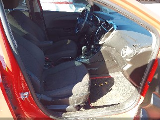 2018 Chevrolet Sonic, VIN 1G1JD5SH2J4137470. Фото 5 з 6 з аукціону IAAI. Каталог авто зі США OpenDataCar.